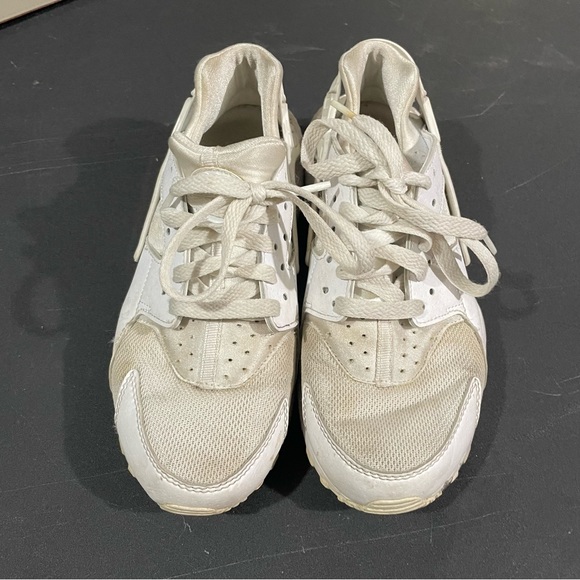 Nike Huarache Sneakers Kids - White - 65425-110 - SIZE 5.5Y - Picture 6 of 6